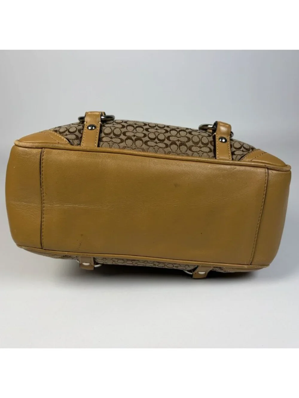Coach signature gallery